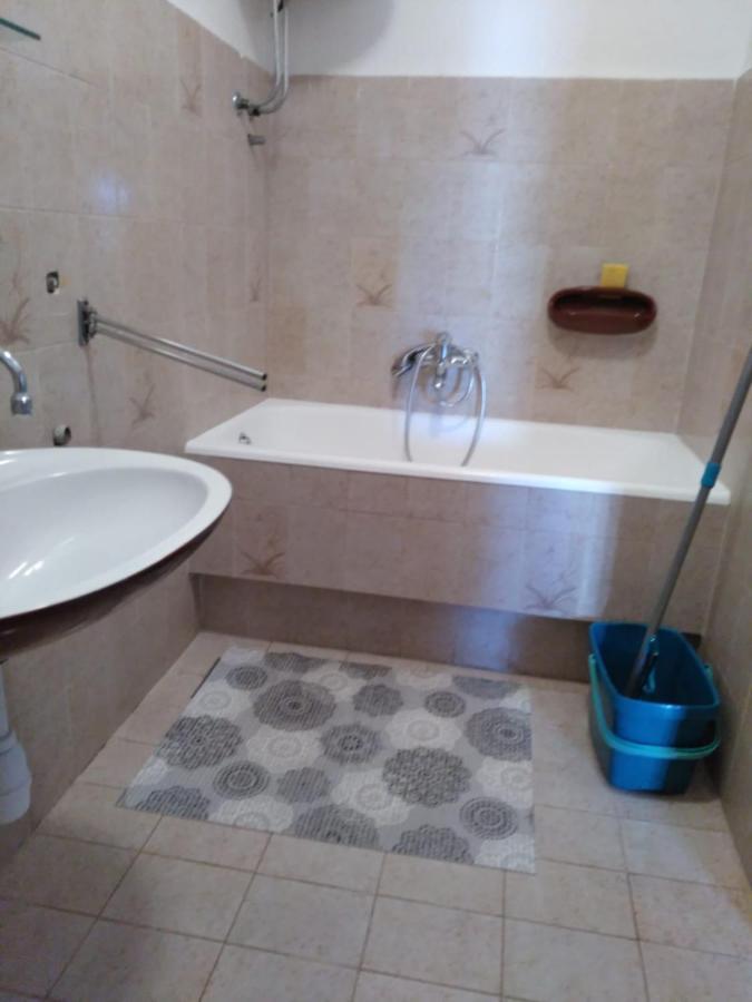 Apartman Frketic Zaboric Luaran gambar