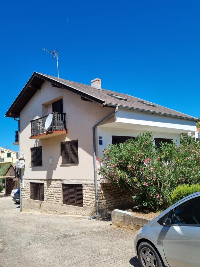 Apartman Frketic Zaboric Luaran gambar